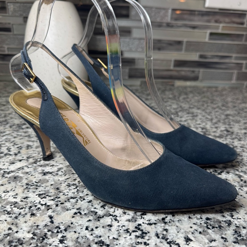 Salvatore Ferragamo Women’s Cosamina Blue Navy Slingback Heels Size 7